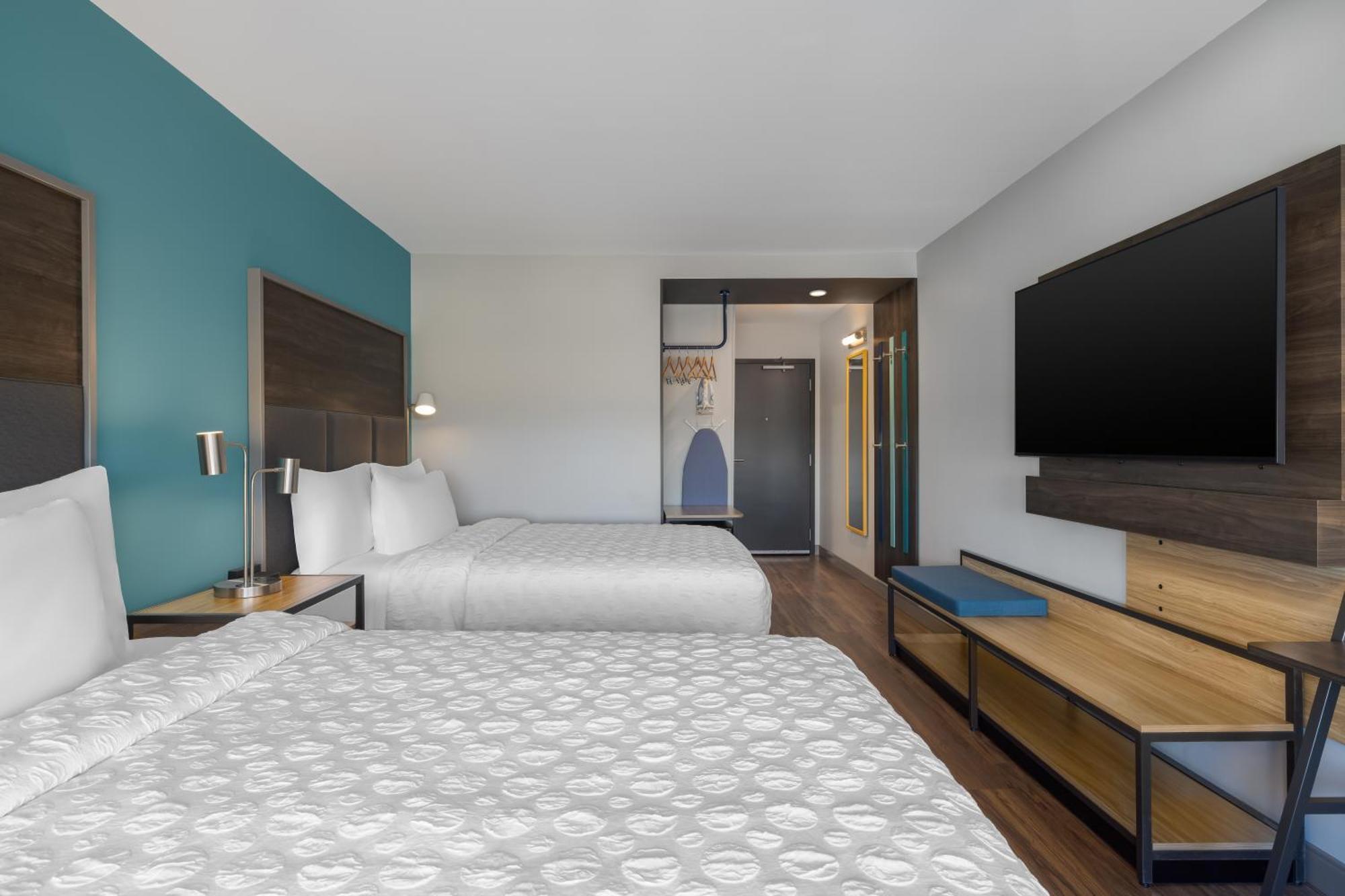Hotel Tru By Hilton Oshkosh Extérieur photo