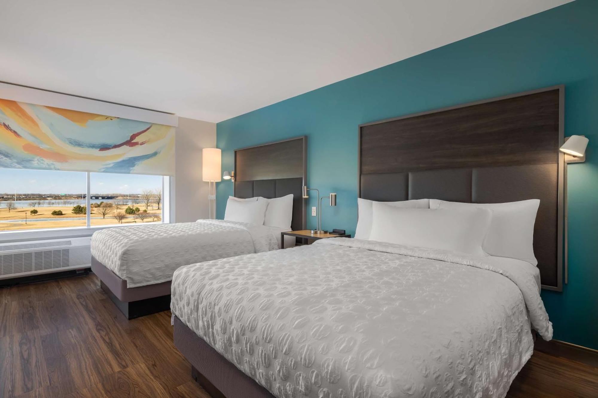 Hotel Tru By Hilton Oshkosh Extérieur photo