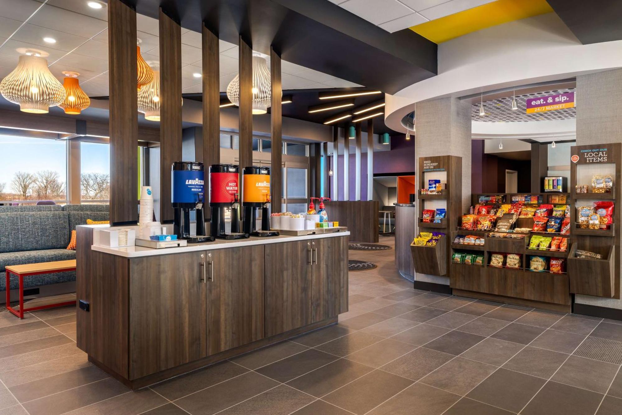 Hotel Tru By Hilton Oshkosh Extérieur photo