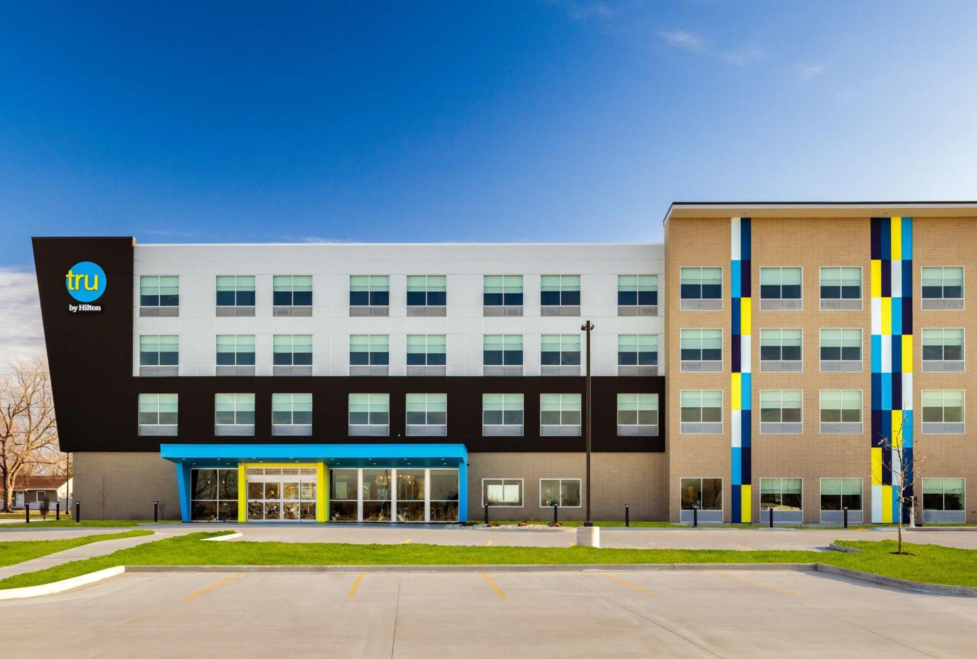 Hotel Tru By Hilton Oshkosh Extérieur photo
